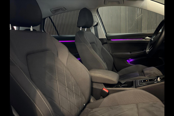 Volkswagen Golf 1.5 eTSI Style DSG | IQ LIGHT | CAMERA | SFEERVERLICHTING