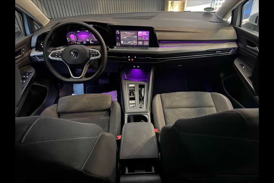 Volkswagen Golf 1.5 eTSI Style DSG | IQ LIGHT | CAMERA | SFEERVERLICHTING