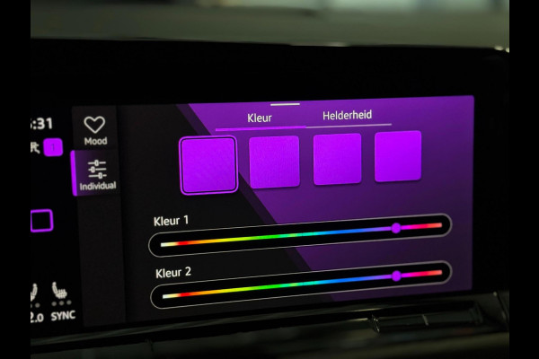 Volkswagen Golf 1.5 eTSI Style DSG | IQ LIGHT | CAMERA | SFEERVERLICHTING