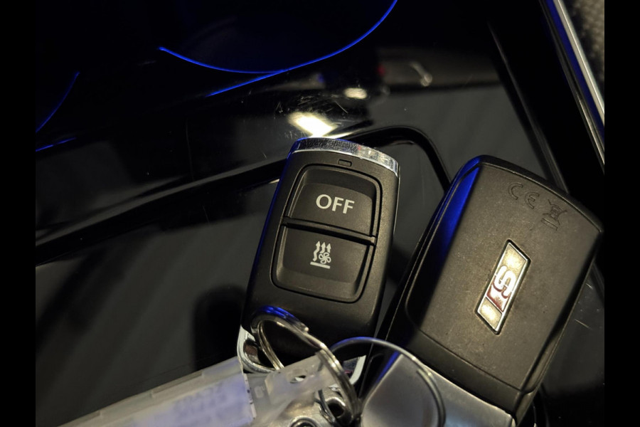 Audi S4 3.0 TDI quattro CARBON | ALCANTARA | RS STOELEN
