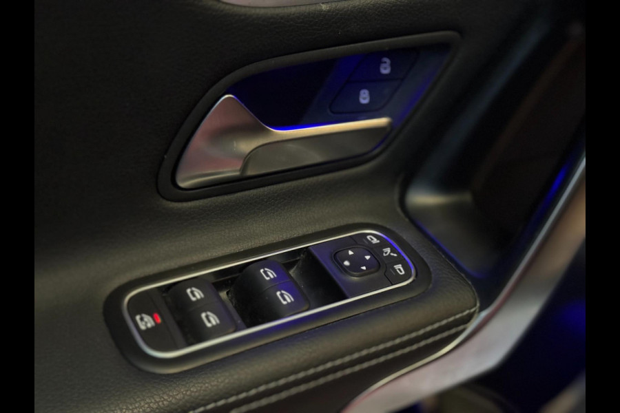 Mercedes-Benz CLA-Klasse Shooting Brake 250 4MATIC AMG | PANO | SFEER | HUD | BOMVOL!