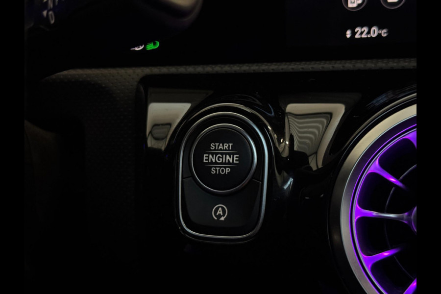 Mercedes-Benz CLA-Klasse Shooting Brake 250 4MATIC AMG | PANO | SFEER | HUD | BOMVOL!