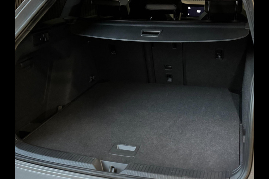 Volkswagen GOLF Variant 1.5 TSI R-Line | PANO | HARMAN KARDON | IQ LIGHT | VOL!