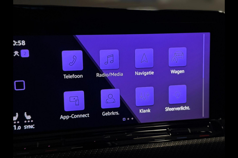 Volkswagen GOLF Variant 1.5 TSI R-Line | PANO | HARMAN KARDON | IQ LIGHT | VOL!