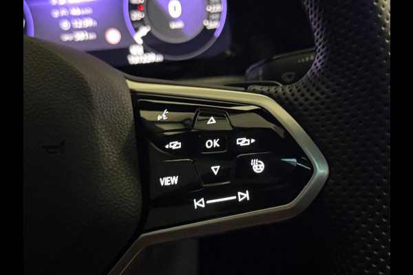 Volkswagen GOLF Variant 1.5 TSI R-Line | PANO | HARMAN KARDON | IQ LIGHT | VOL!