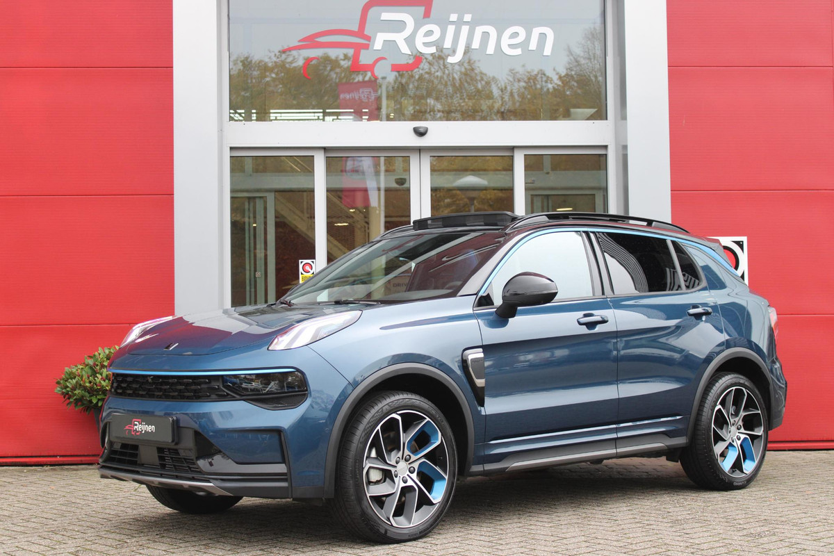 Lynk & Co 01 1.5 261PK PHEV | PANORAMA SCHUIF / KANTELDAK | INFINTY AUDIO | DODEHOEK DETECTIE | NAVIGATIE | DASHBOARD CAMERA | ELEKTRISCHE STOELVERSTELLING MET GEHEUGEN FUNCTIE | DAB+ RADIO | DRAADLOZE APPLE CARPLAY/ANDROID AUTO | DRAADLOZE TELEFOONLADER | ELEKTRISCH BEDIENBARE ACHTERKLEP | STOEL VERWARMING | 360° CAMERA | DODEHOEK DETECTIE | ZWARTE HEMEL BEKLEDING | KEYLESS ENTRY/START | 20" LICHTMETALEN VELGEN |