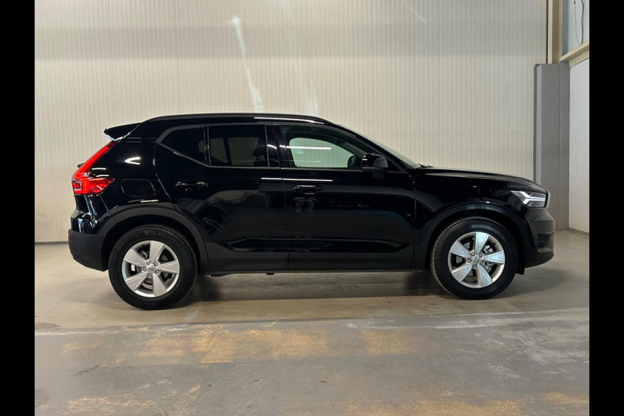 Volvo XC40 1.5 T2 Momentum Core | CARPLAY | ESC | PARK ASSISTANT