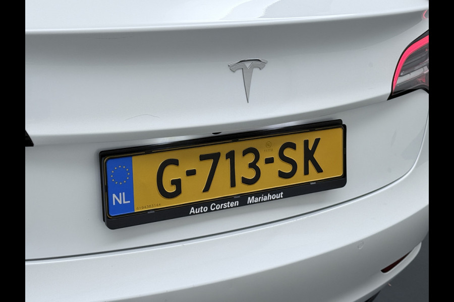 Tesla Model 3 RWD SR+ 60kWh 325PK Lmv 18" AutoPilot Leder PanoDak Adaptive-Cruise Lmv Camera's Elektr.-Stuur+Stoelen+Spiegels+Geheugen+Easy-En Navi LED Comfortstoelen ACC DAB Keyless en Voorverwarmen interieur via App One-Pedal-Drive Origineel Nederlandse auto tot 11kw laden thuis! Garantie Accu tot 10-12-2027 max 160.000km 1.584kg licht!