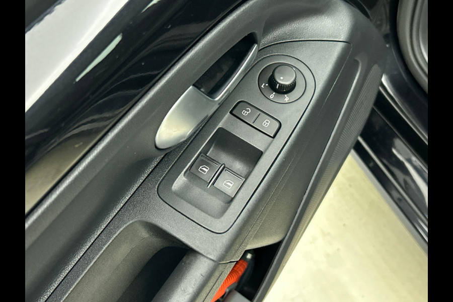 Volkswagen up! 1.0 BMT move up! Airco DAB+ Radio 5-DRS Elektrische ramen Centrale vergrendeling Stoel in hoogte verstelbaar
