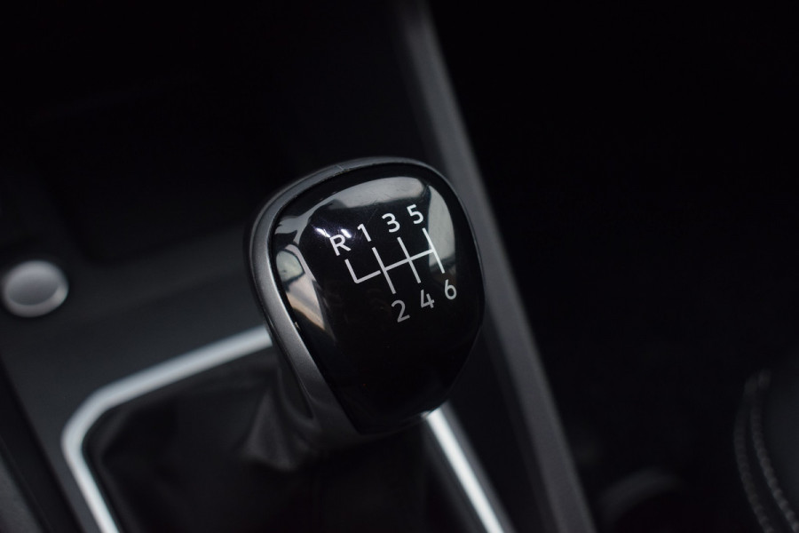 Volkswagen Caddy Cargo 2.0 TDI 75 Edition | Leer | LED | Camera | Virtual | 17"