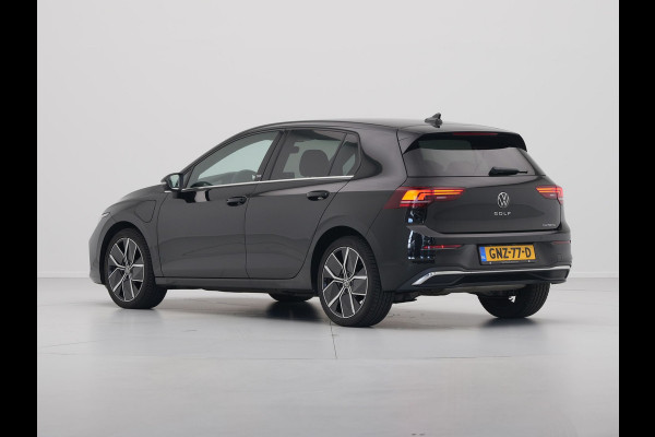 Volkswagen Golf 1.5 eHybrid 50 Edition Navigatie Camera Sideassist Stoelverwarming Carplay 186