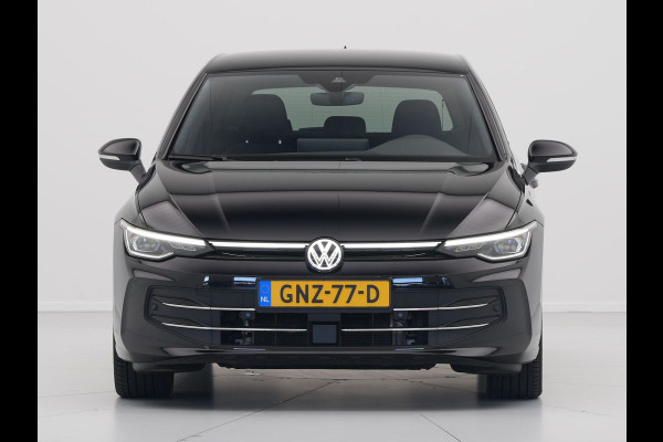 Volkswagen Golf 1.5 eHybrid 50 Edition Navigatie Camera Sideassist Stoelverwarming Carplay 186