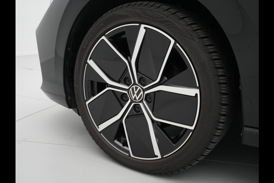 Volkswagen Golf 1.5 eHybrid 50 Edition Navigatie Camera Sideassist Stoelverwarming Carplay 186