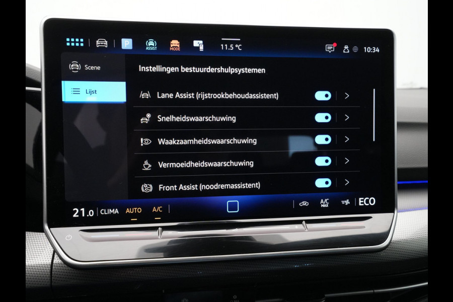 Volkswagen Golf 1.5 eHybrid 50 Edition Navigatie Camera Sideassist Stoelverwarming Carplay 186