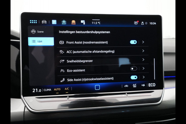 Volkswagen Golf 1.5 eHybrid 50 Edition Navigatie Camera Sideassist Stoelverwarming Carplay 186