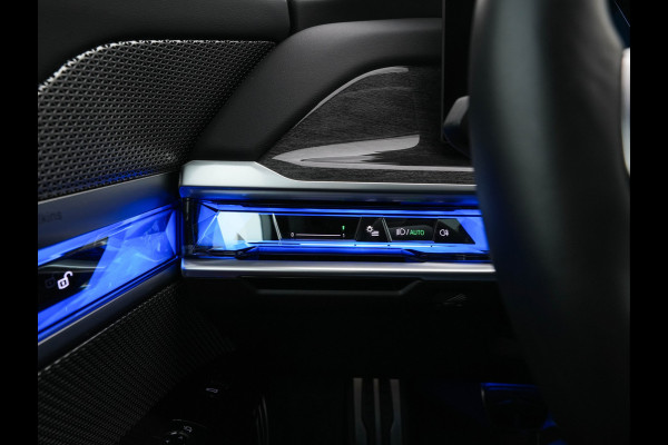 BMW i7 eDrive50 106 kWh M-Sportpack [ 3-Fase ] {SOH-97%} (INCL.BTW) *PANO | HEAD-UP | LUXURY-LEATHER | FULL-LED | BLIND-SPOT | BOWERS&WILKINS | MEMORY-PACK | TOP-VIEW | VENTILATED/HEATED-COMFORTSEATS | SOFT-CLOSE | WIDE-SREEN-DIGICOCKPIT | KEYLESS