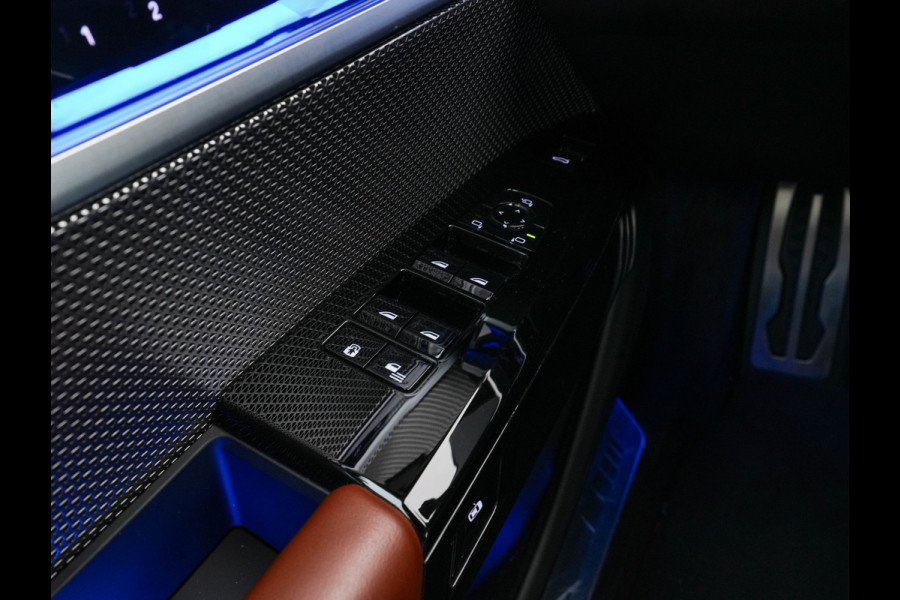 BMW i7 eDrive50 106 kWh M-Sportpack [ 3-Fase ] {SOH-97%} (INCL.BTW) *PANO | HEAD-UP | LUXURY-LEATHER | FULL-LED | BLIND-SPOT | BOWERS&WILKINS | MEMORY-PACK | TOP-VIEW | VENTILATED/HEATED-COMFORTSEATS | SOFT-CLOSE | WIDE-SREEN-DIGICOCKPIT | KEYLESS