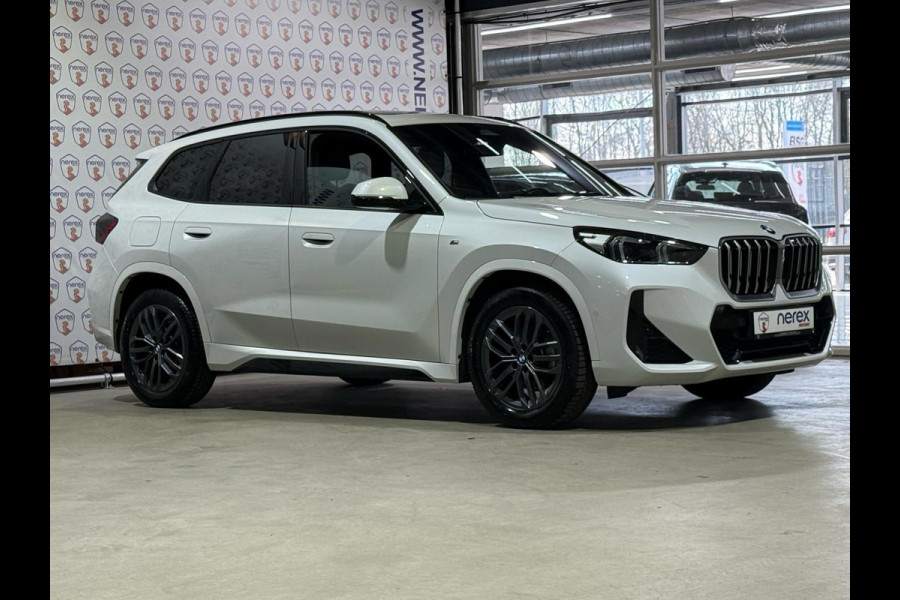 BMW X1 SDrive18i/M-SPORT/PANO/HARMAN KARDON/CAMERA/MEMORY/PILOT ASIST