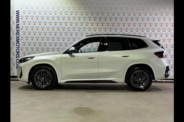 BMW X1 SDrive18i/M-SPORT/PANO/HARMAN KARDON/CAMERA/MEMORY/PILOT ASIST