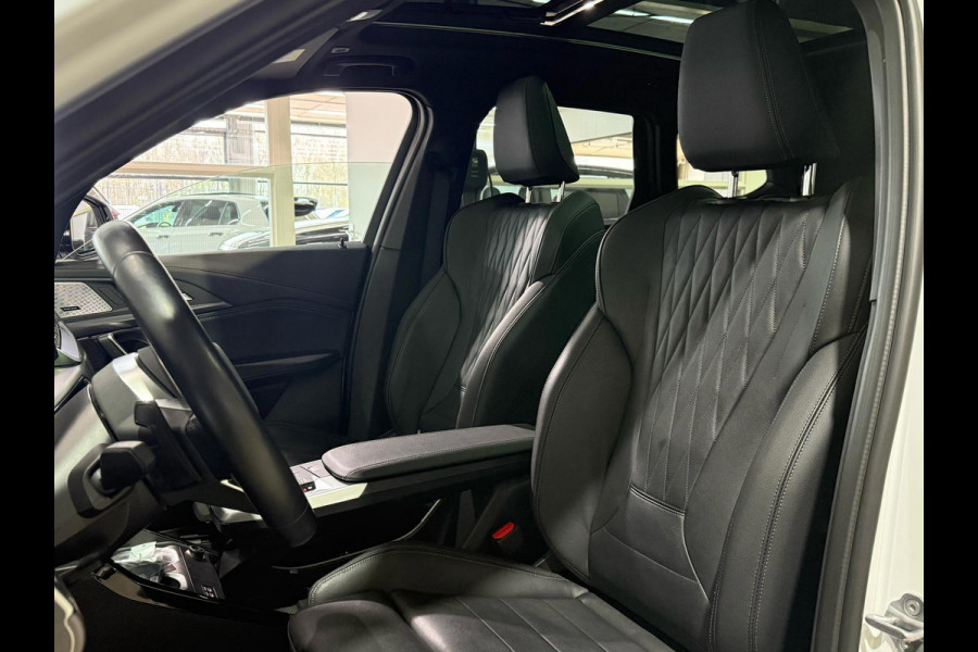 BMW X1 SDrive18i/M-SPORT/PANO/HARMAN KARDON/CAMERA/MEMORY/PILOT ASIST