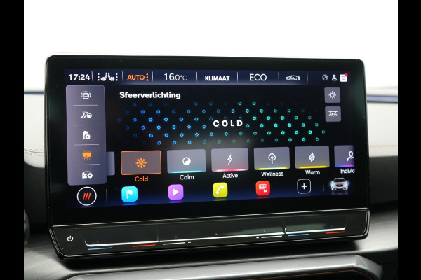 CUPRA Formentor 1.4 e-Hybrid VZ Copper Edition Plug In Hybrid 245pk Dealer O.H. PHEV | Panodak | Adaptive Cruise | Keyless | Sportstoelen Verwarmd | Virtual | 19"L.M | Sfeerverlichting |