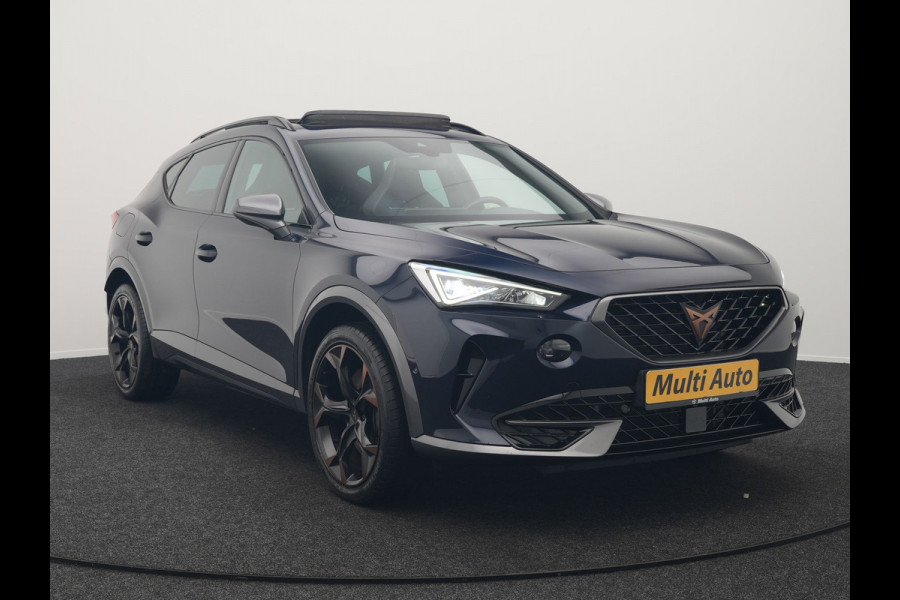 CUPRA Formentor 1.4 e-Hybrid VZ Copper Edition Plug In Hybrid 245pk Dealer O.H. PHEV | Panodak | Adaptive Cruise | Keyless | Sportstoelen Verwarmd | Virtual | 19"L.M | Sfeerverlichting |