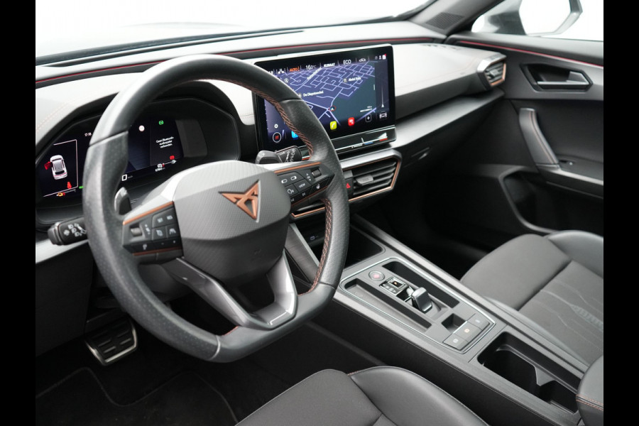 CUPRA Formentor 1.4 e-Hybrid VZ Copper Edition Plug In Hybrid 245pk Dealer O.H. PHEV | Panodak | Adaptive Cruise | Keyless | Sportstoelen Verwarmd | Virtual | 19"L.M | Sfeerverlichting |