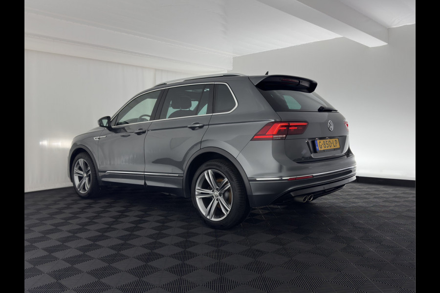 Volkswagen Tiguan 1.5 TSI Comfortline Business (INCL.BTW) *PANO | FULL-LED | ADAPTIVE-CRUISE | DIGI-COCKPIT | HEATED-COMFORTSEATS | NAV-FULLMAP | DAB+ | ECC | PDC | 19''ALU | TOWBAR*