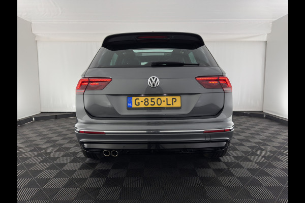 Volkswagen Tiguan 1.5 TSI Comfortline Business (INCL.BTW) *PANO | FULL-LED | ADAPTIVE-CRUISE | DIGI-COCKPIT | HEATED-COMFORTSEATS | NAV-FULLMAP | DAB+ | ECC | PDC | 19''ALU | TOWBAR*
