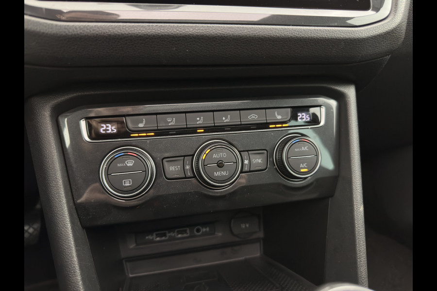 Volkswagen Tiguan 1.5 TSI Comfortline Business (INCL.BTW) *PANO | FULL-LED | ADAPTIVE-CRUISE | DIGI-COCKPIT | HEATED-COMFORTSEATS | NAV-FULLMAP | DAB+ | ECC | PDC | 19''ALU | TOWBAR*