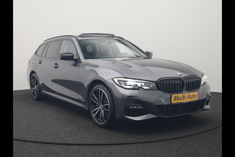 BMW 3 Serie Touring 330e xDrive M Sport Plug In Hybrid 293pk Dealer O.H. PHEV | Trekhaak Af Fabriek | Panodak | Harman & Kardon | Adaptief Onderstel | Camera | Alcantara Sportstoelen Verwarmd | Sfeerverlichting | Apple Carplay | Stuur Verwarmd | Navigatie | DAB |