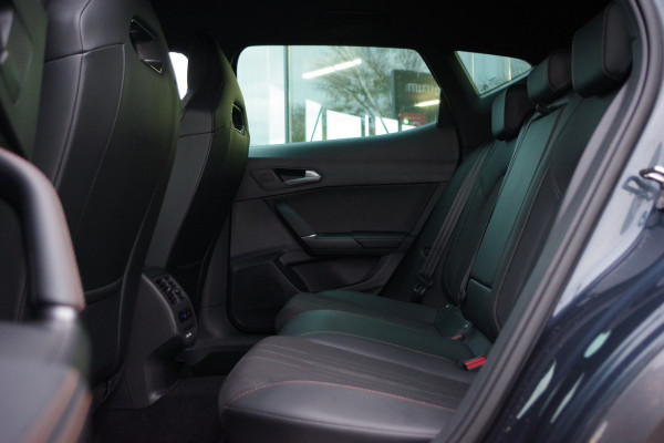 CUPRA Formentor 1.4 e-Hybrid VZ 245 PK Performance PHEV, Trekhaak, Stuur-Startknop, Memory, Winterpakket, Carplay