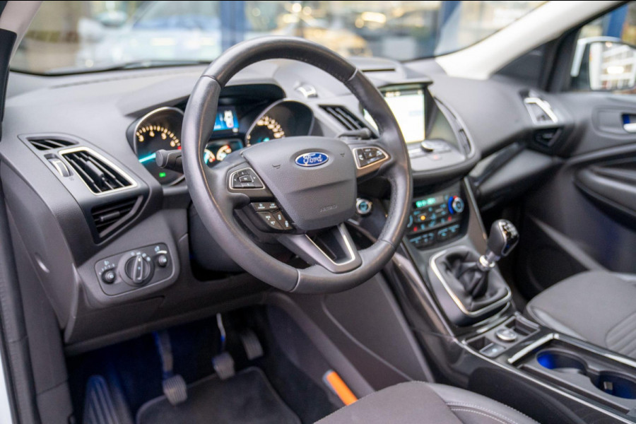 Ford Kuga 1.5 EcoBoost Titanium|Prijs rijklaar incl. 12 mnd garantie| Trekhaak Navi PDC Stoel en stuurverwarming Carplay