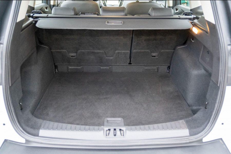 Ford Kuga 1.5 EcoBoost Titanium|Prijs rijklaar incl. 12 mnd garantie| Trekhaak Navi PDC Stoel en stuurverwarming Carplay