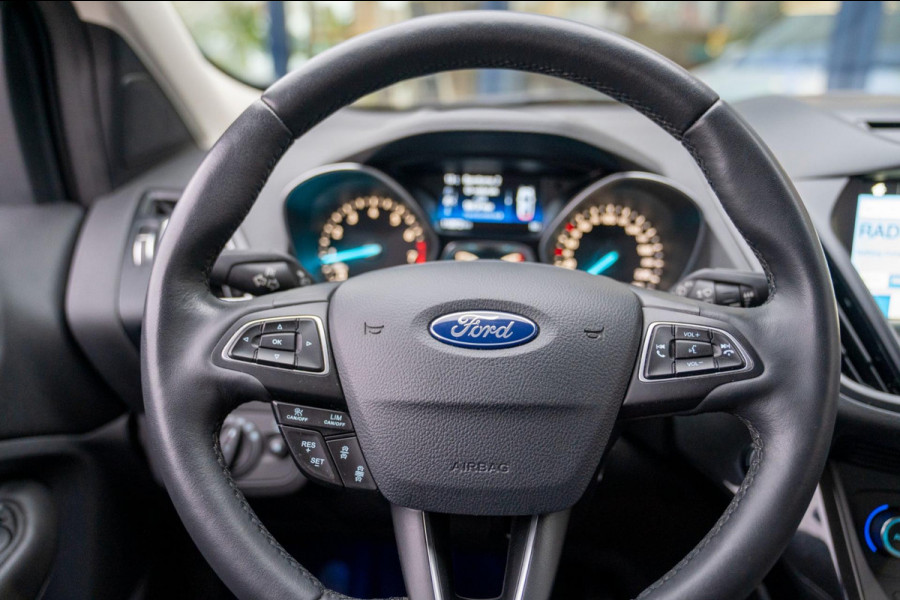 Ford Kuga 1.5 EcoBoost Titanium|Prijs rijklaar incl. 12 mnd garantie| Trekhaak Navi PDC Stoel en stuurverwarming Carplay