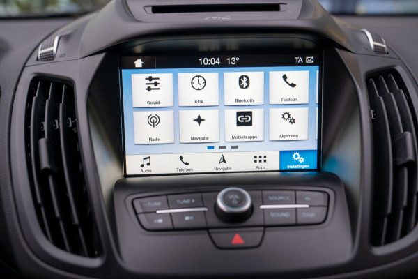 Ford Kuga 1.5 EcoBoost Titanium|Prijs rijklaar incl. 12 mnd garantie| Trekhaak Navi PDC Stoel en stuurverwarming Carplay