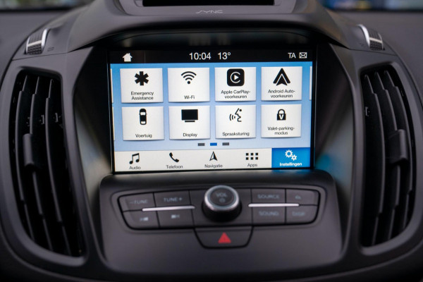 Ford Kuga 1.5 EcoBoost Titanium|Prijs rijklaar incl. 12 mnd garantie| Trekhaak Navi PDC Stoel en stuurverwarming Carplay