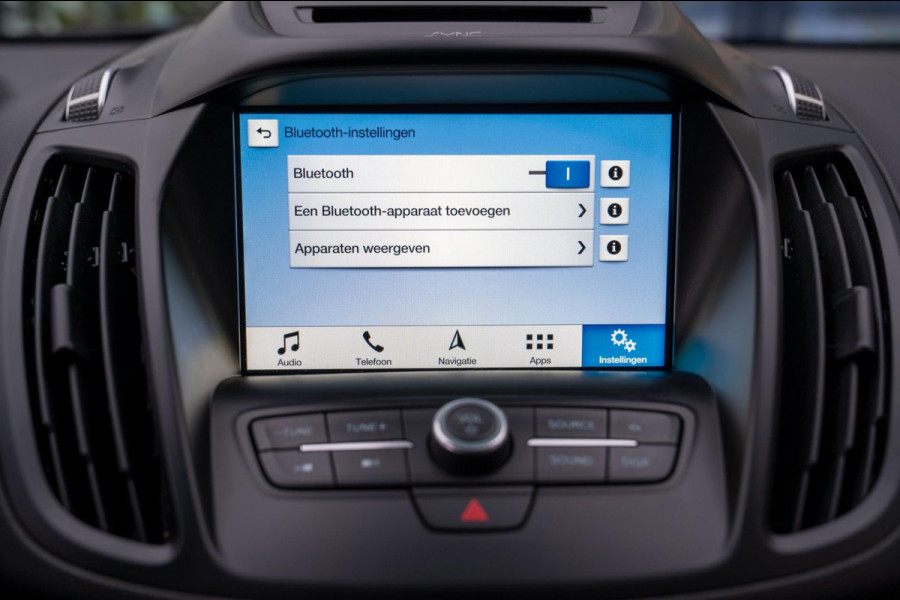 Ford Kuga 1.5 EcoBoost Titanium|Prijs rijklaar incl. 12 mnd garantie| Trekhaak Navi PDC Stoel en stuurverwarming Carplay