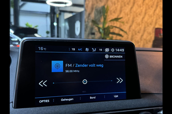 Peugeot 3008 1.2 PureTech Allure Garantie Memory Leder 360 Blindspot StoelVW Carplay ACC Lane Clima Navi Led Rijklaar