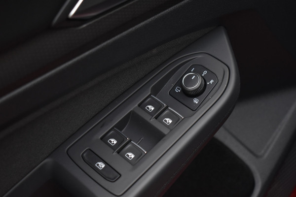 Volkswagen Golf GTI 2.0 TSI 245PK DSG GTI-SPORT HARMANN-KARDON/IQ-LIGHT/PANORAMADAK