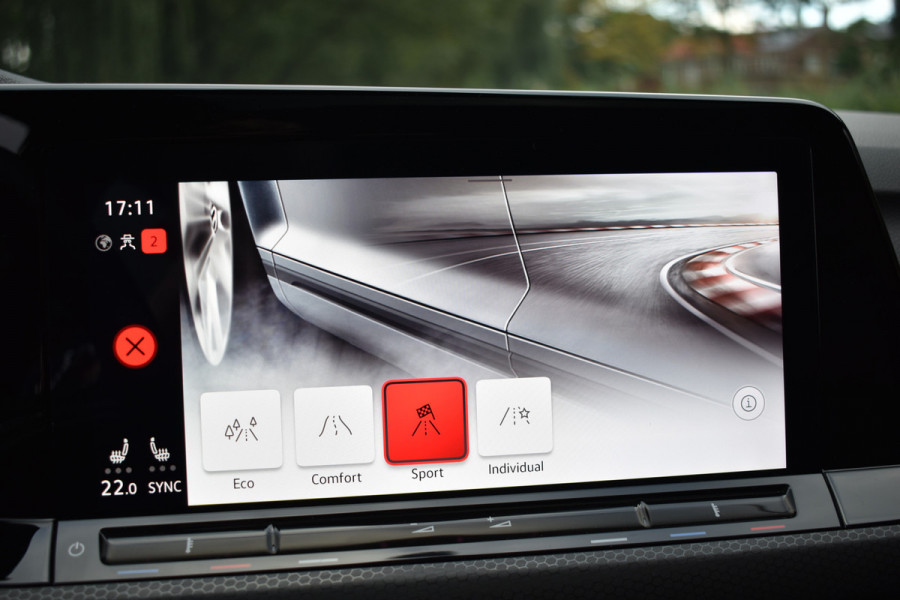 Volkswagen Golf GTI 2.0 TSI 245PK DSG GTI-SPORT HARMANN-KARDON/IQ-LIGHT/PANORAMADAK