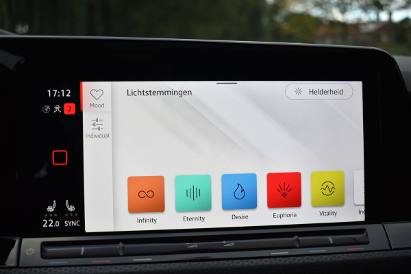 Volkswagen Golf GTI 2.0 TSI 245PK DSG GTI-SPORT HARMANN-KARDON/IQ-LIGHT/PANORAMADAK