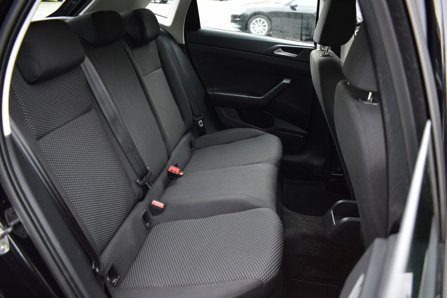 Volkswagen Polo 1.0 POLO VIRTUAL/ACC/CARPLAY