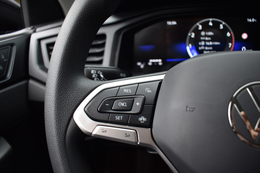 Volkswagen Polo 1.0 POLO VIRTUAL/ACC/CARPLAY