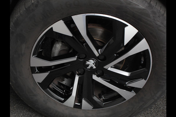 Peugeot 2008 1.2 PureTech 130 GT Cimate control Cruise control LED Achteruitrij camera Navigatie Parkeersensor achter Lichtmetalen velgen Led Dab