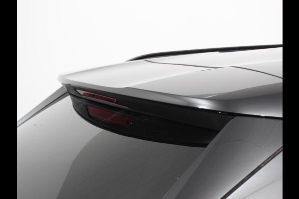 Peugeot 2008 1.2 PureTech 130 GT Cimate control Cruise control LED Achteruitrij camera Navigatie Parkeersensor achter Lichtmetalen velgen Led Dab