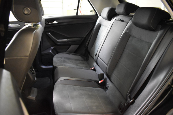 Volkswagen T-Roc 1.5 TSI 150PK DSG STYLE VIRTUAL/CARPLAY/CAMERA