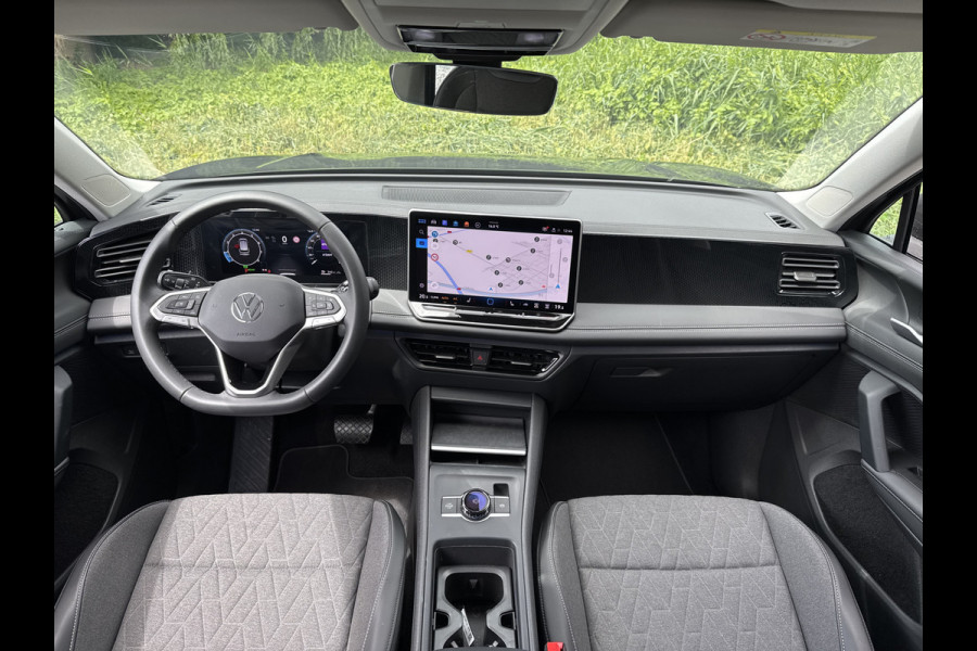 Volkswagen Tiguan 1.5 eTSI DSG LIFE EDITION TREKHAAK/NAVI/CAMERA/IQ-LIGHT****