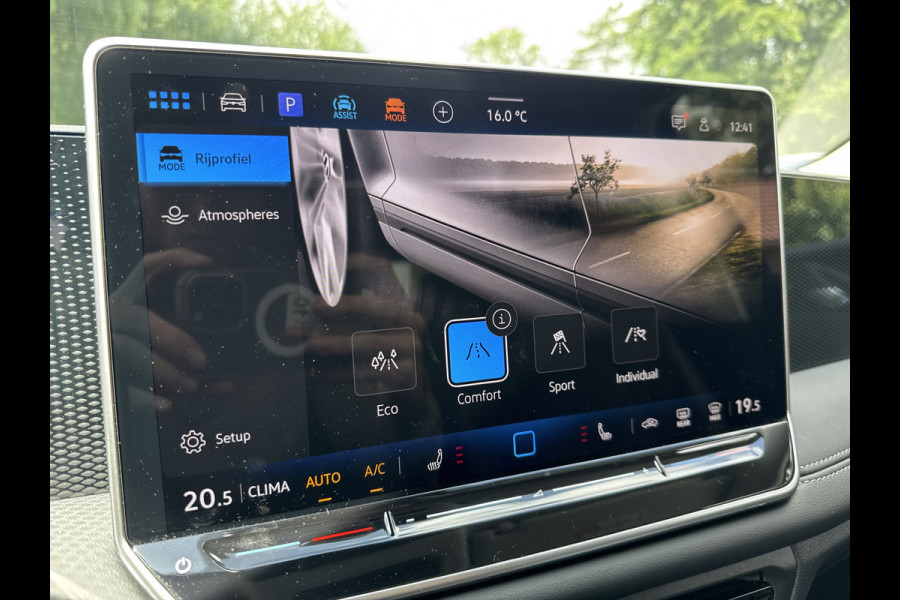 Volkswagen Tiguan 1.5 eTSI DSG LIFE EDITION TREKHAAK/NAVI/CAMERA/IQ-LIGHT****