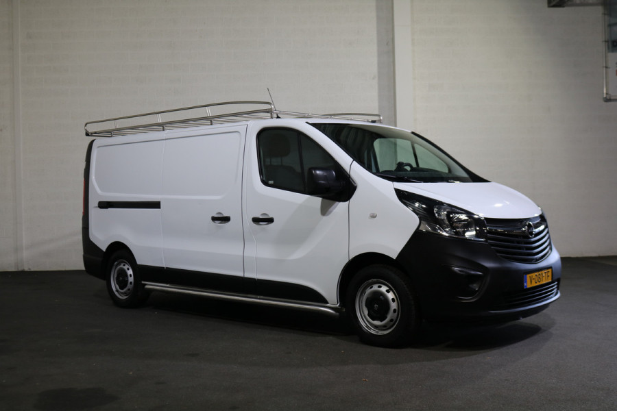 Opel Vivaro 1.6 CDTI 125pk L2 H1 Airco Navigatie Imperiaal Trekhaak Inrichting